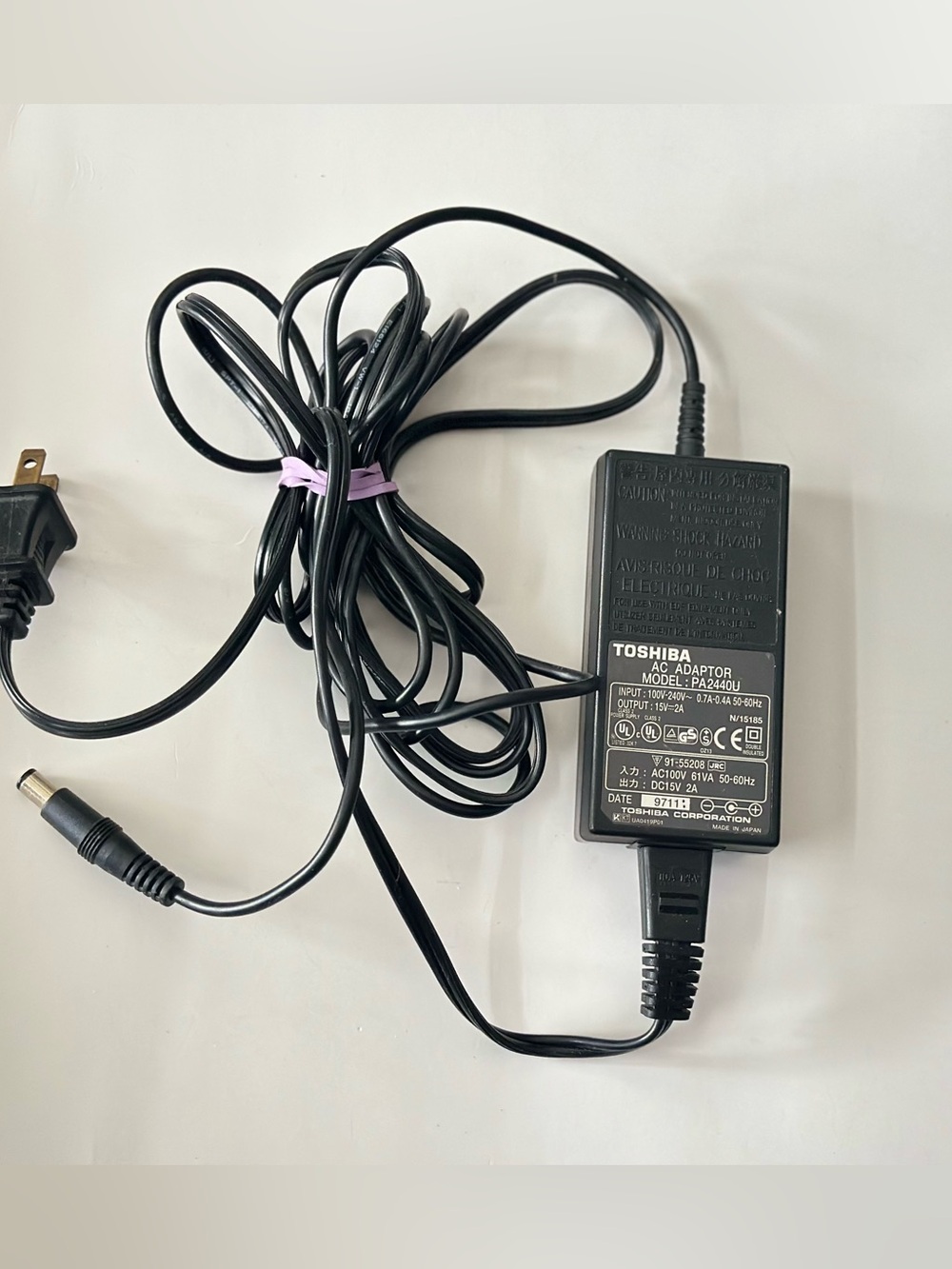 Genuine Toshiba PA2440U AC Adapter 15V 2A 30W Power Supply PA2440U-1ACA